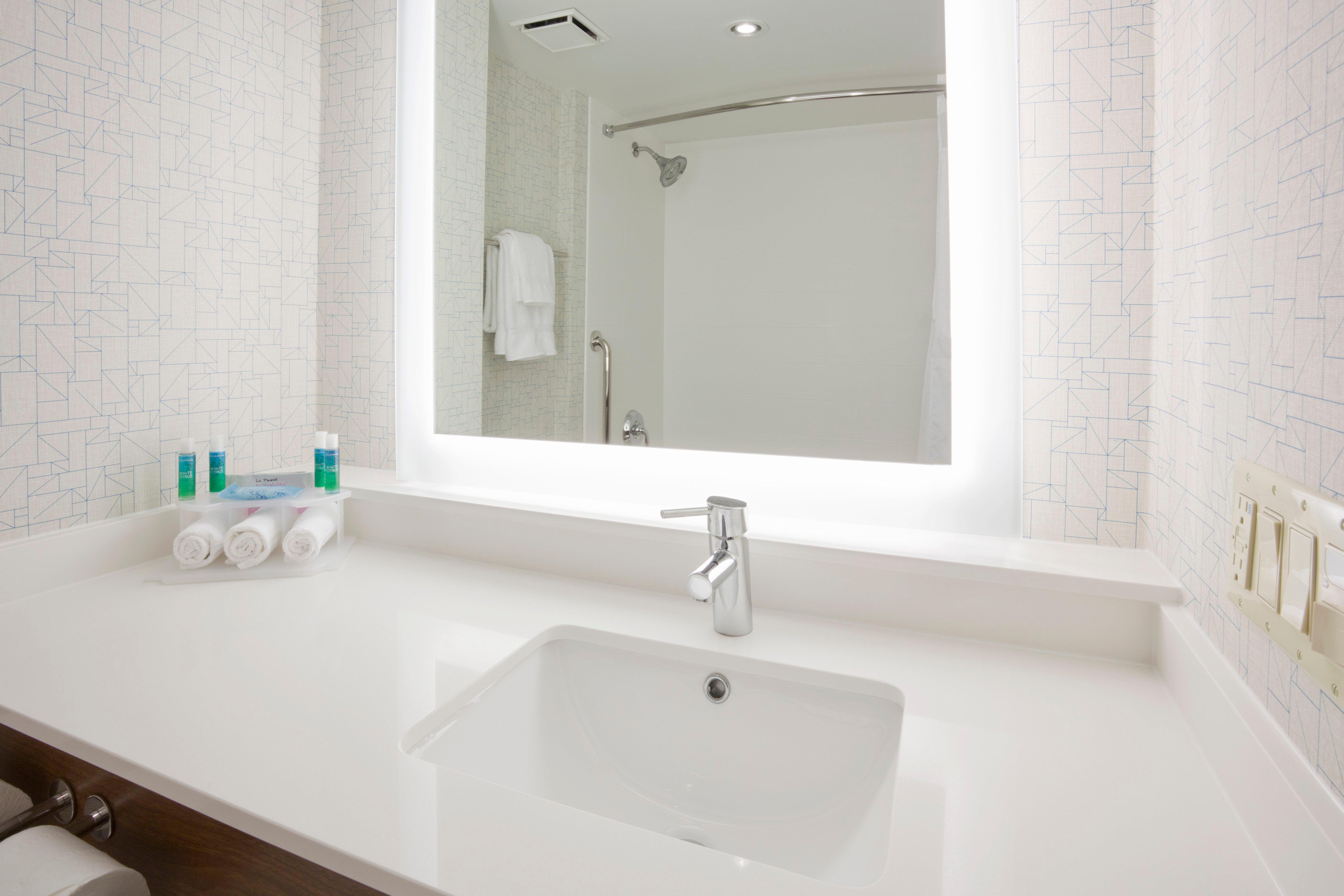 Holiday Inn Express Roseville-St. Paul By Ihg Extérieur photo